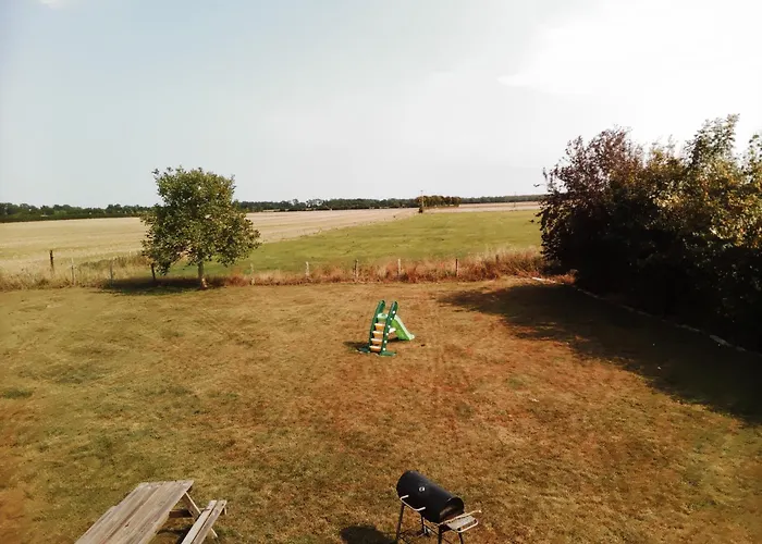 בית נופש Grand A La Campagne Couvains (Orne)